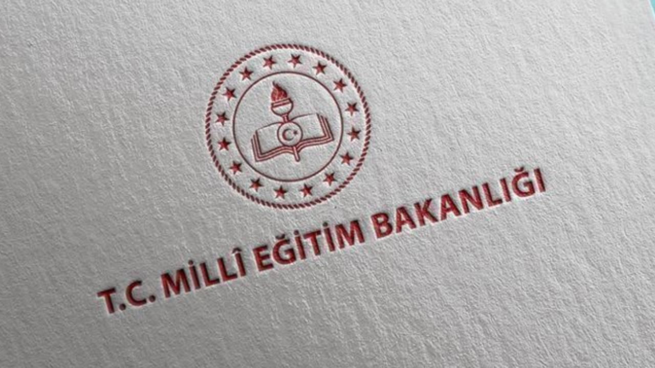 Bakan Tekin’den Ara Tatil Açıklaması
